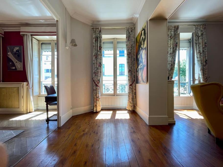 Le Balcon De Gambetta ※ Apartment Каркасон Екстериор снимка
