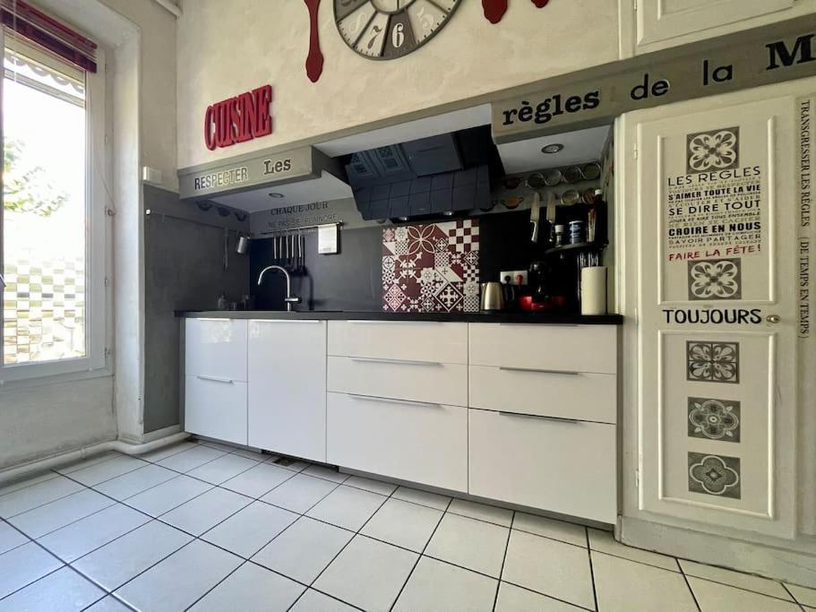 Le Balcon De Gambetta ※ Apartment Каркасон Екстериор снимка