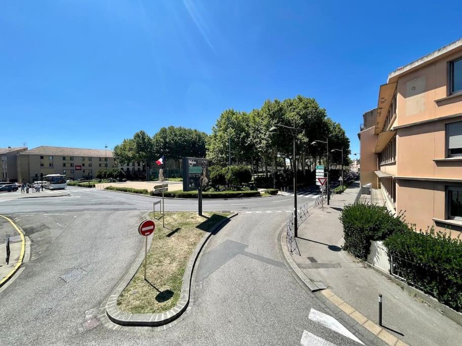 Le Balcon De Gambetta ※ Apartment Каркасон Екстериор снимка